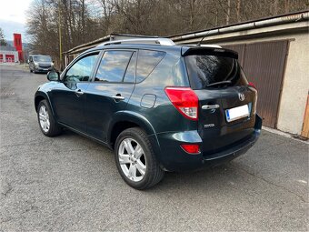 TOYOTA RAV4 2.2D 130kw bez koroze - 4