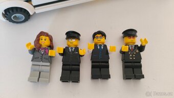 Lego 3222 - helikoptéra a limuzína - 4