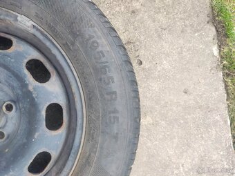 pneu 195/65/15 - 4