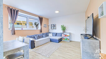 Pronájem bytu 3+kk s vyhrazeným parkovacím stáním, 85 m², Uh - 4