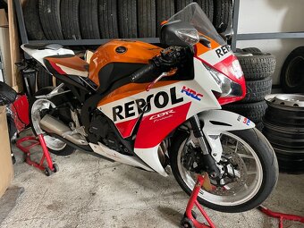 Honda CBR1000RR Fireblade sc59 2016 - 4