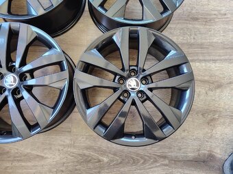 Alu kola 5x100 R17 Gigaro - Škoda Fabia II RS, Roomster - 4