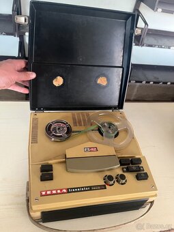 magnetofon Tesla Tranzistor B42 - 4