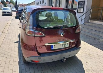 Renault Scénic 1,5 dCi nafta manuál 81 kw - 4