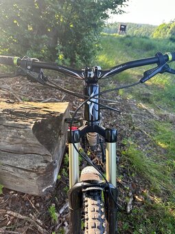Celoodpružené kolo Specialized Status 1 - 4