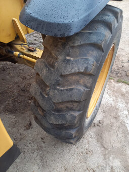 CAT TH360B - 4