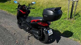 Skutr Yamaha X-max 125 2011 - 4