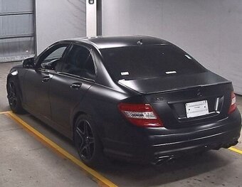 Mercedes Benz C63 AMG - 4