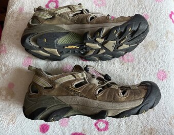 Sandály trekové zn.Keen č.39 - 4