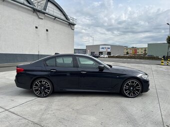 BMW 530d xDrive G30 M paket | 195 kW | 2 sady kol | Nové br - 4