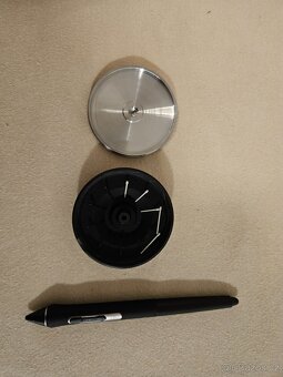 Wacom Cintiq 16 DTK1660K0B - 4