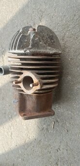 Válec s hlavou Jawa Robot - 4