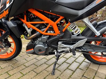 KTM Duke 390, r.v. 2014 - 4