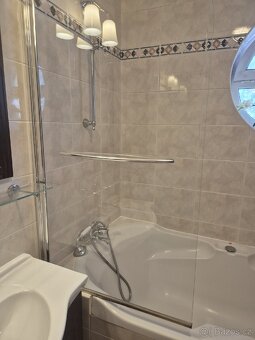 Koupelnový nábytek - 4