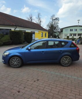 Kia Ceed 1.6i  benzin - 4