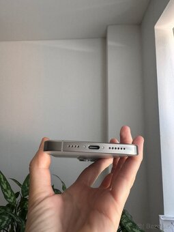 iPhone 16 pro 128 gb - 4