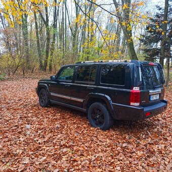 Jeep Commander - 4
