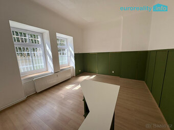 Pronájem, kancelář, 25 m2, Mariánské Lázně - 4