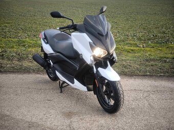 Yamaha x-max 125cm r.v 2017 - 4