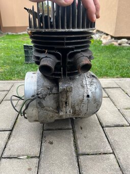 Motor ČZ 150C - 4