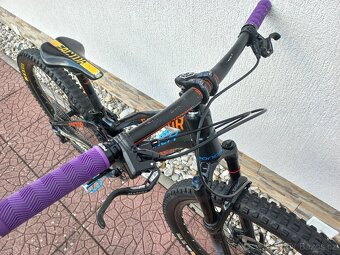 Mondraker Factor 26/24 - dětské celoodpruzene kolo - 4