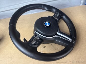 BMW M3/M4/F3X volant kompletní original M-paket - 4