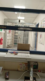 Vrátný,vratná - 4