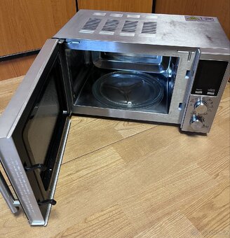 Mikrovlnná trouba ECG s grilem - 4