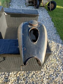 JAWA PÉRÁK- NÁDRŽ F.J. - 4