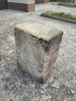 Pískovcová lavička - 4