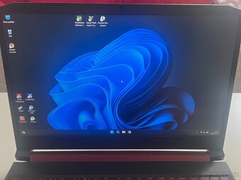 Acer Nitro 5 (AN515-54-581E) - 4