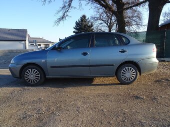 Seat Cordoba 1.2i 2x majitel, 2x sada kol - 4