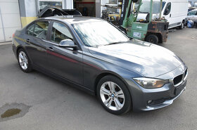 BMW 320D, F30, 2013 - originální díly, barva šedá B39 - 4
