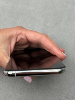 iPhone 11 Pro 256 GB - Bílý - 4