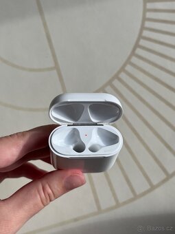 Apple AirPods 2 - 4