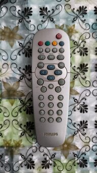 Prodám televizi v hezkém stavu. - 4