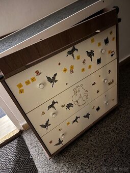 Přebalovací pult - 4