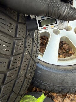 Zimní kola VW Sharan 5x112 215/60 R16 ET38 - 4