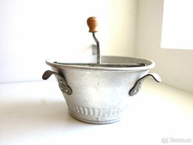 Starožitný pasírovač - 4