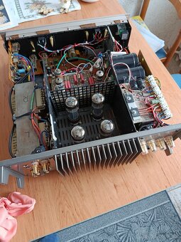 Lampový zesilovač Sony - 4