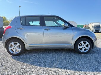 Suzuki Swift 1.3 68kW Klima 2010 ČR - 4