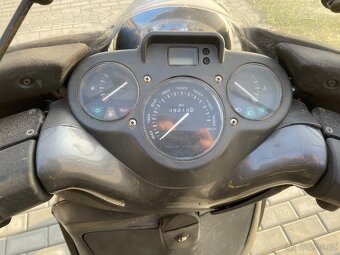 Aprilia Scarabeo 125, rok 2006 - 4