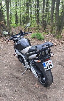 Suzuki gsr 600 - 4