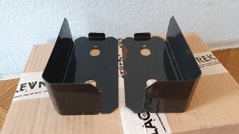 2x kovové krytky na poziční světla - 4