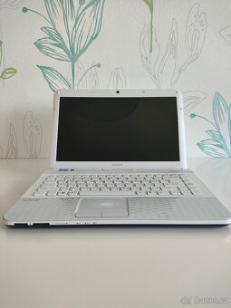 Notebook Sony Vaio i5/4Gb/500 Gb HDD - 4