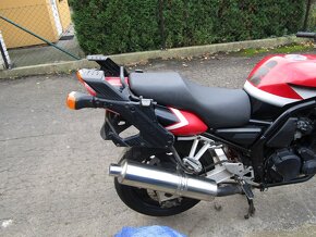Yamaha Fzs 600 Fazer - 4