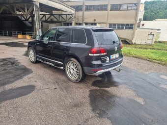 VW Touareg 3,0 TDi 165kW 24v V6 Individuál max možná výbava - 4
