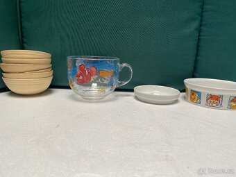 Smíšená sada – miska, kovové hrnky, váza, krmivo pro mazlíčk - 4
