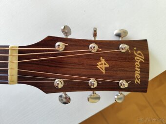 Kytara Ibanez - 4