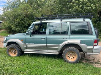 Hyundai Galloper - 4